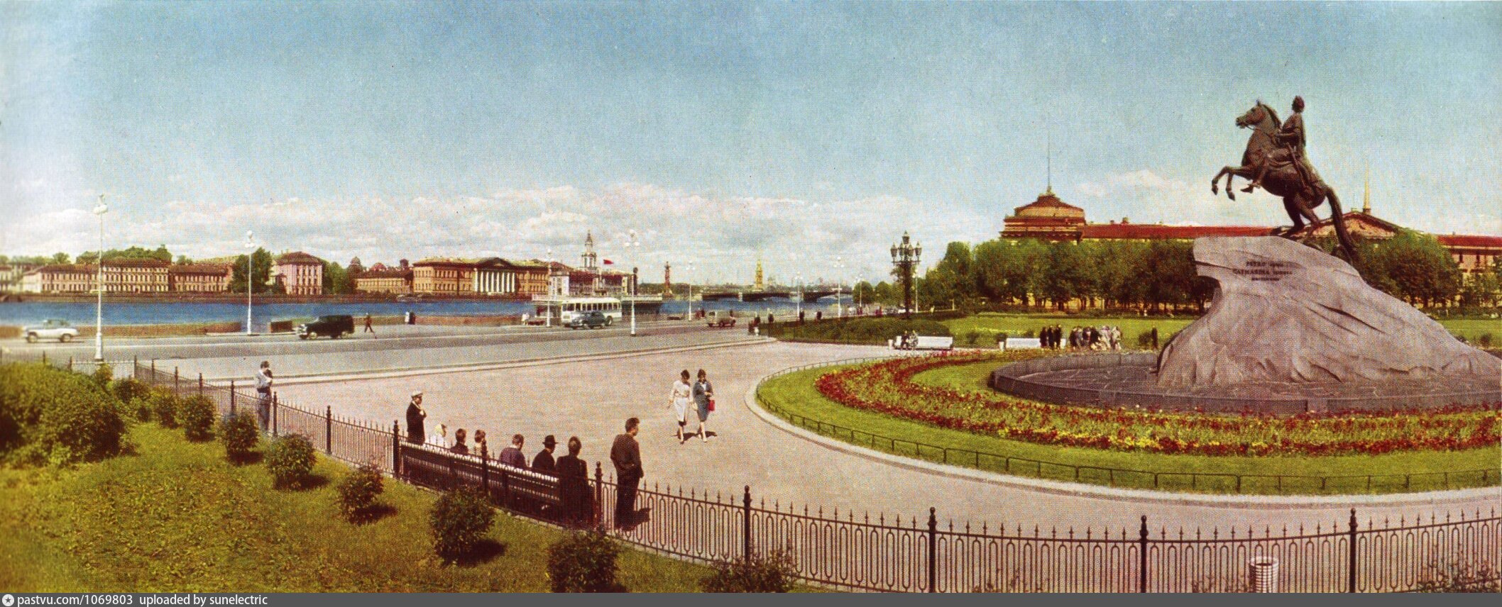 площадь декабристов в санкт петербурге фото
