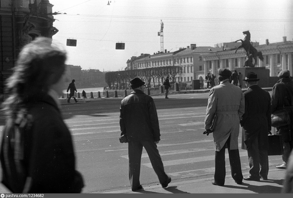 Фотографии 1988. Ленинград 1987. 1988 Фотографии. Ростов фото 1988. Зеркальный фото 1988 год.