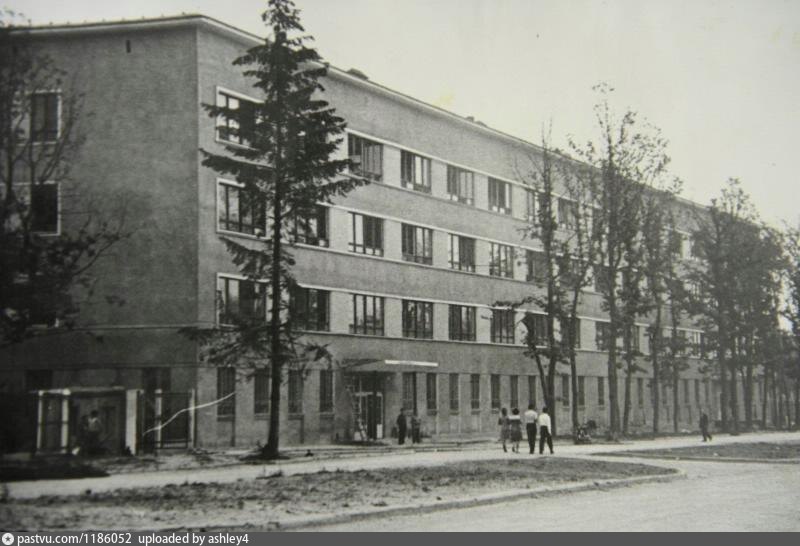 Улица жолио кюри. Старый старый Обнинск. Обнинск старый город 1970. Город Обнинск старый вид. Обнинск старый город Горького 6.