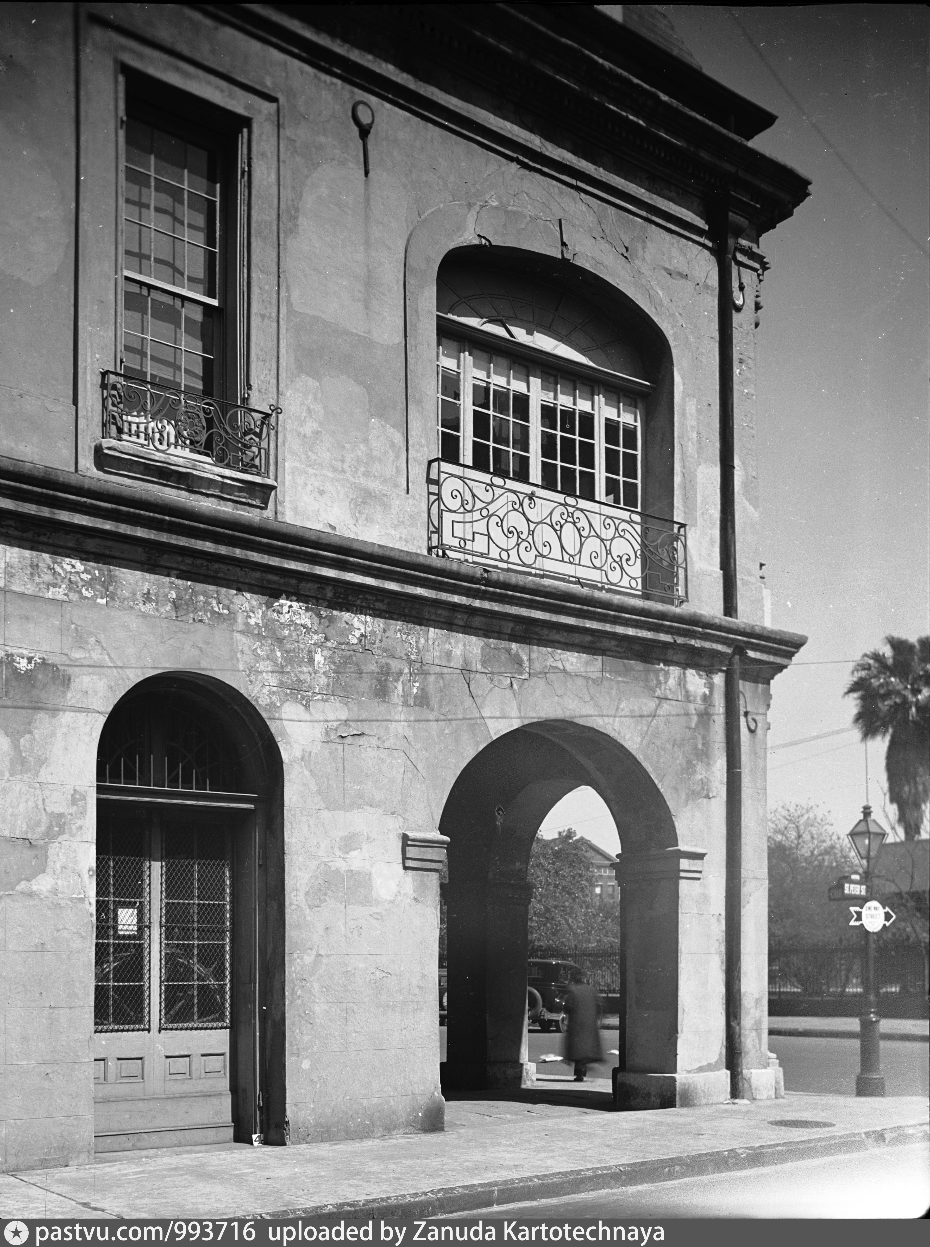 East corner. Новый Орлеан 1936. Cabildo New Orleans. 1933 Год новый Орлеан. Полицейский участок новый Орлеан 19 век.