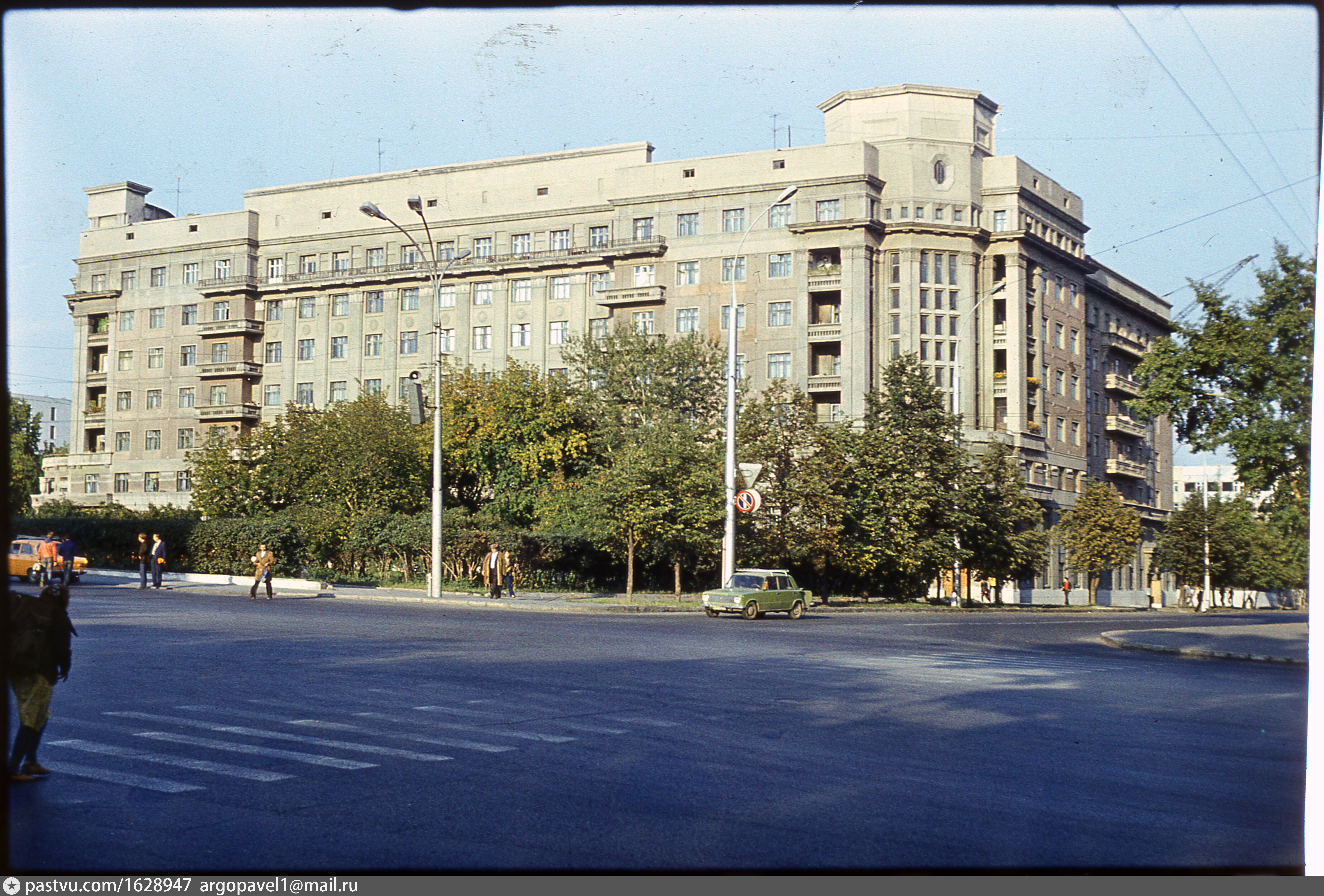 Стоквартирный дом в новосибирске фото