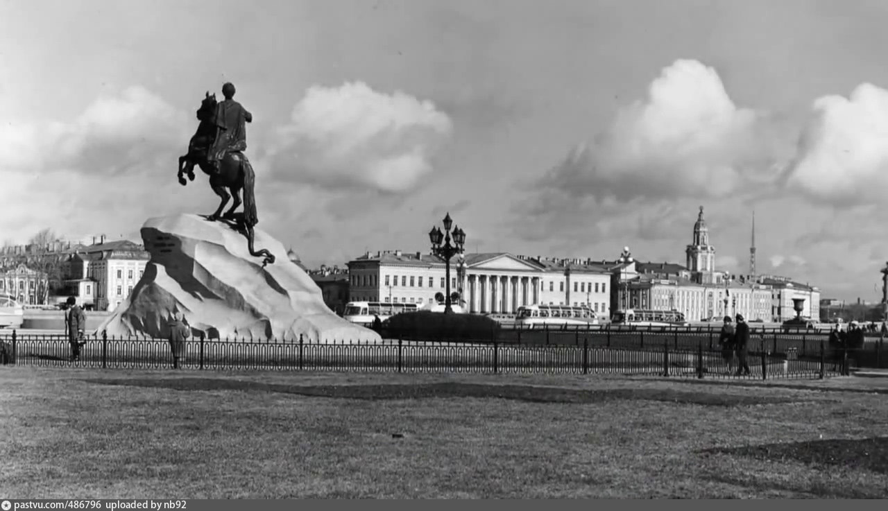 Медный всадник старые фото