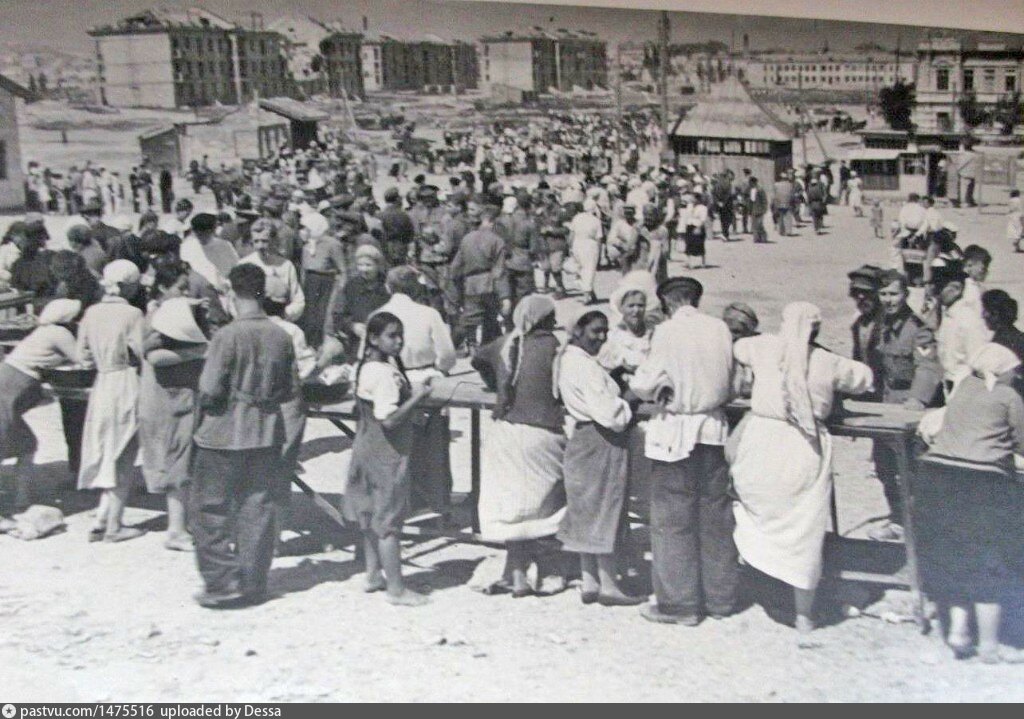 Сколько длилась оккупация. Немецкая оккупация Феодосии. Феодосия 1944 году. Оккупация Феодосии немцами. Немцы в Феодосии в годы войны.