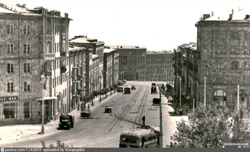 Старый ереван. Ереван 1940. Ереван 1930. Энгельса старый старый Ереван. Улица Чайковского г Ереван 1990.