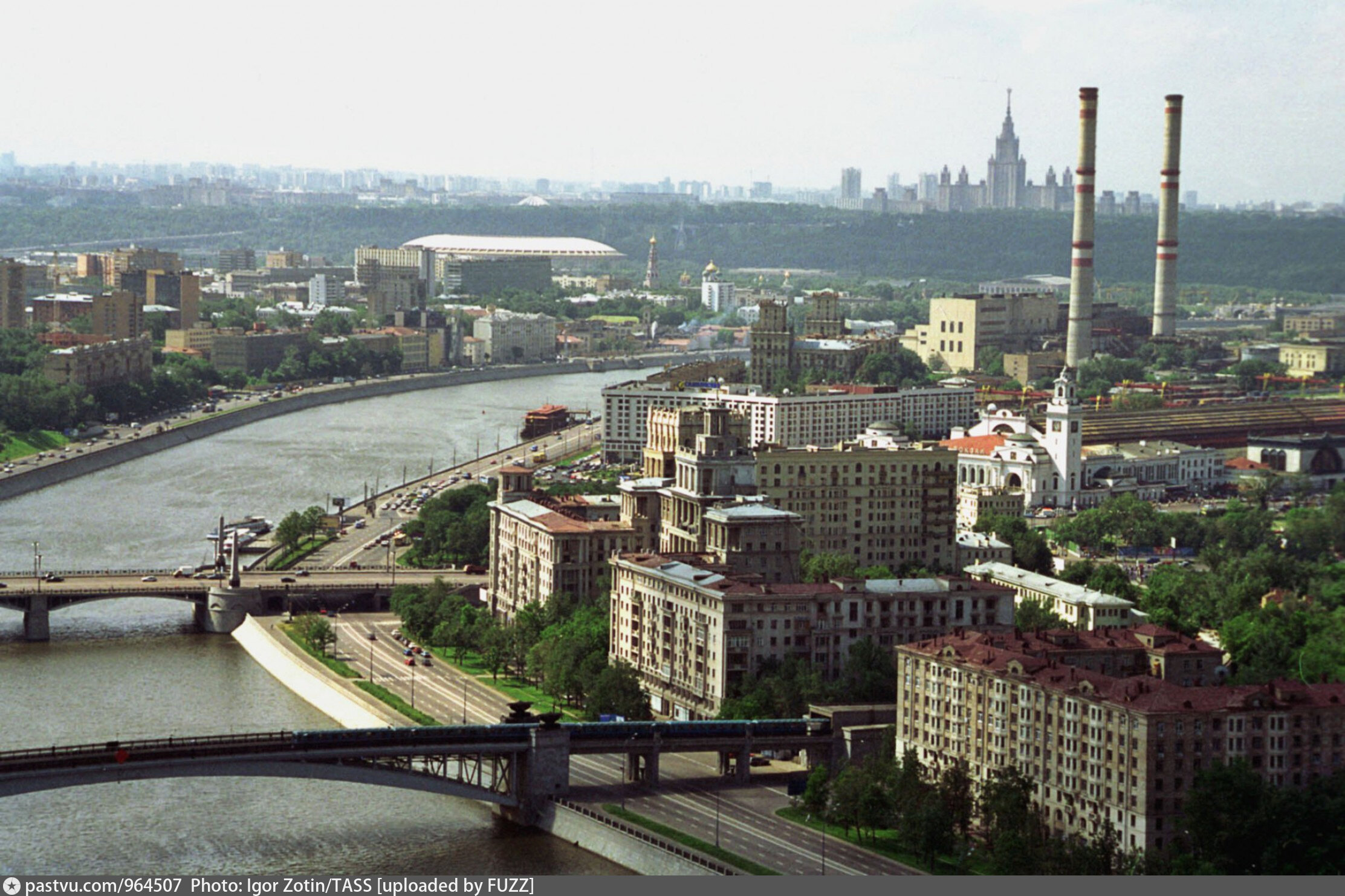 Бережковская набережная. Москва река Бережковская. Бережковская набережная дом правительства. Бережковская набережная округ Москвы.