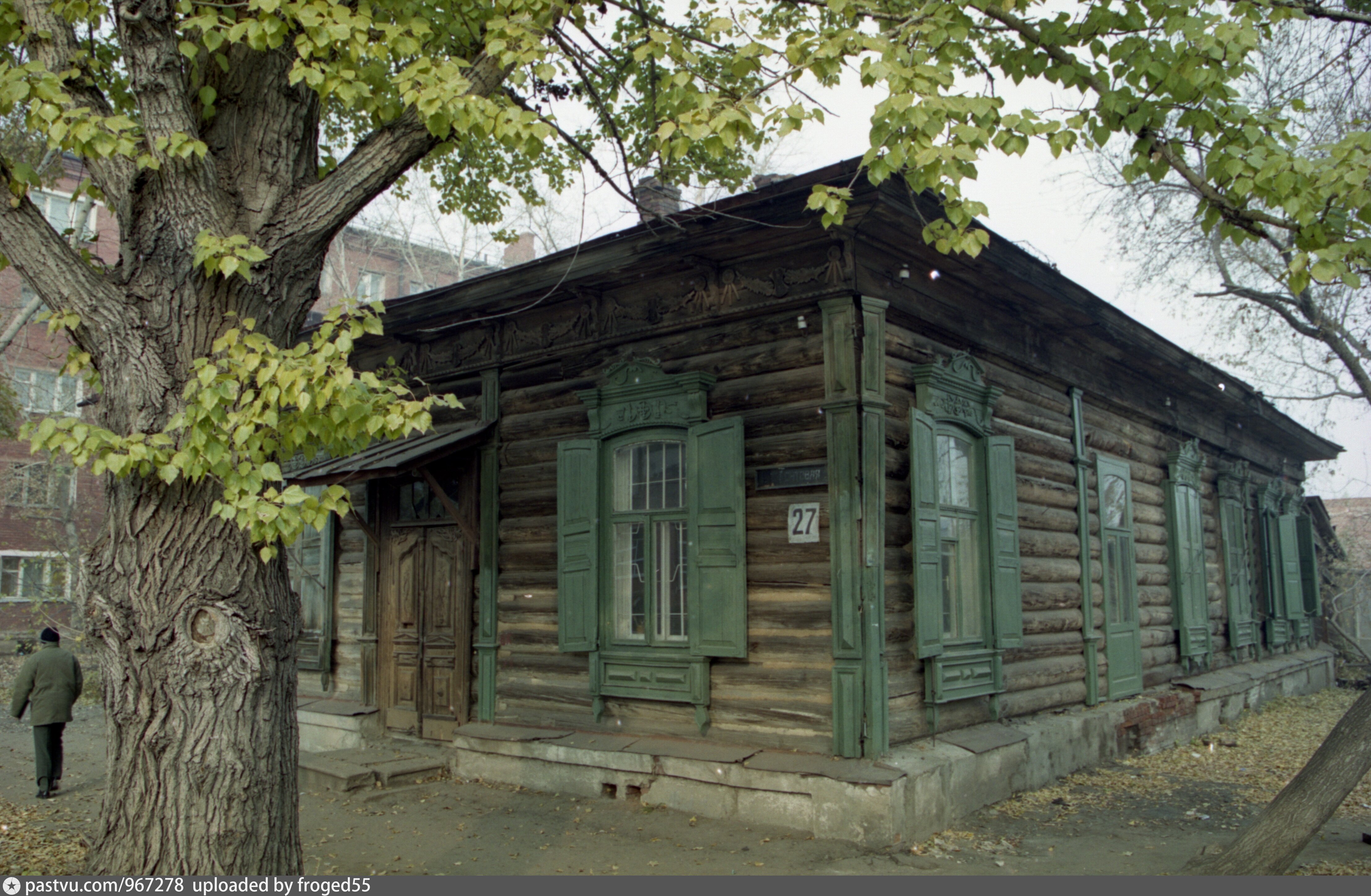 Дом хлебникова. Дом Хлебникова Омск. Столетний дом. Омск 2000 год. Дом Хлебникова(1912).