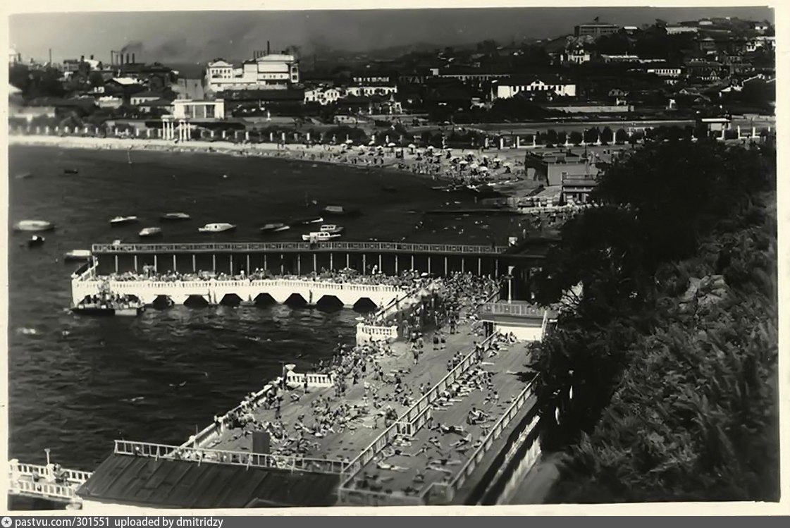 Владивосток советское время. Владивосток спортивная гавань 1960. Советский Владивосток спортивная гавань. Владивосток в 50-е годы. Набережная Владивосток СССР.