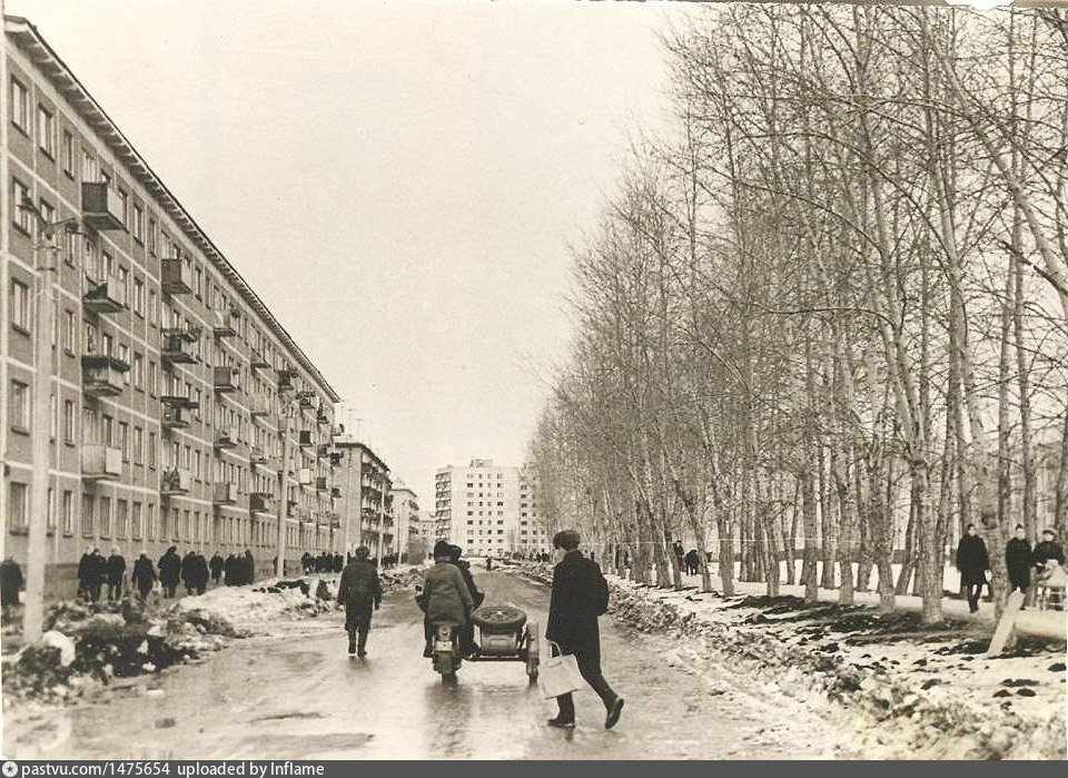 Улица иль. Свердловск 1975. Улица Ильича Нижний Тагил вагонка. Улица Ильича Екатеринбург. Свердловск , ул. Ильича 17 1970.