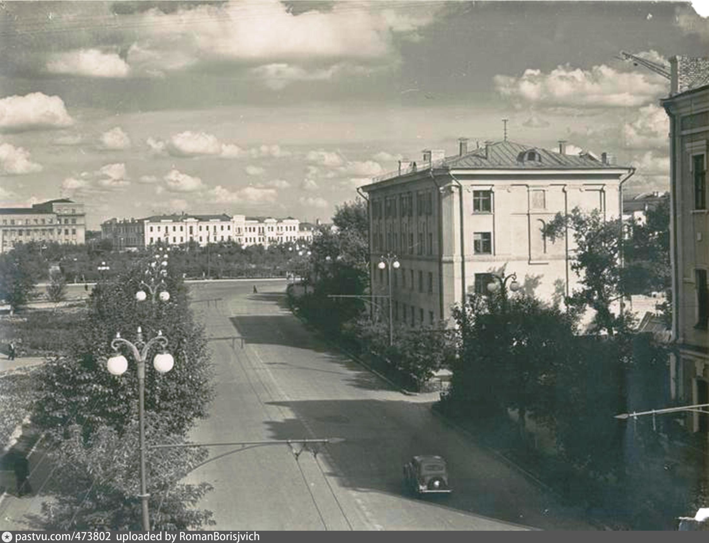 Сквер на Ленина улица и Дзержинского