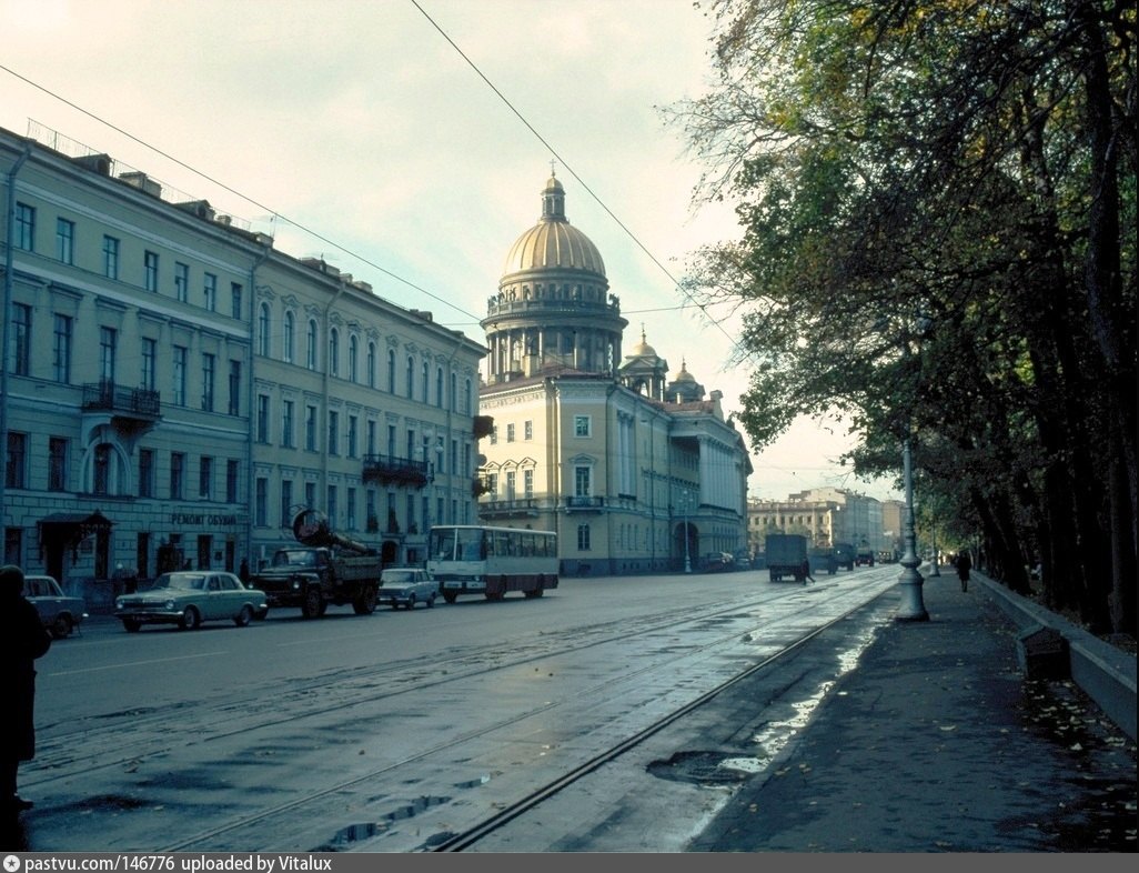 Советская петербург. Адмиралтейский проспект Санкт-Петербург. Петербург Адмиралтейский проспект. Адмиралтейский проспект Ленинград. Адмиралтейский район Санкт-Петербурга СССР.