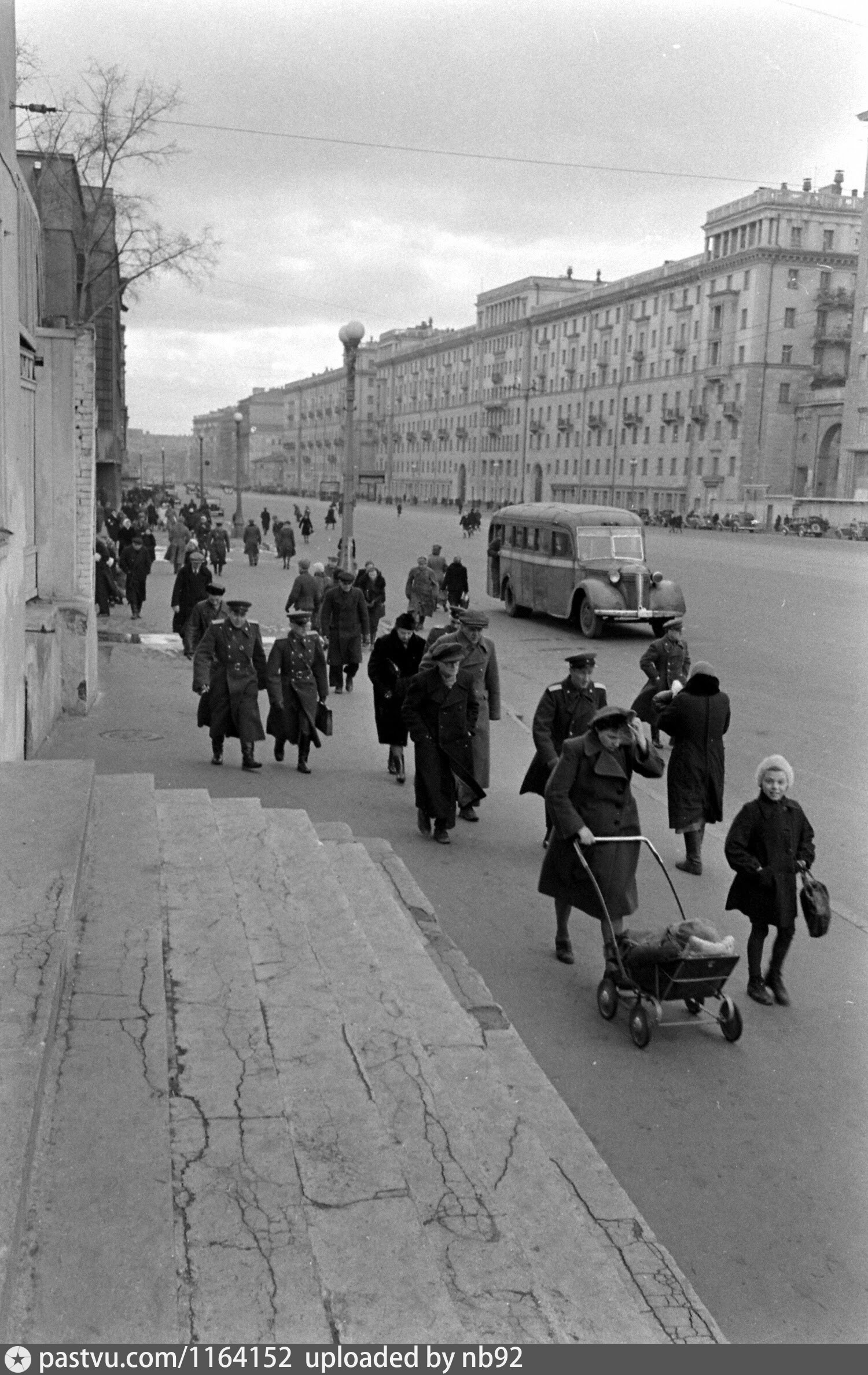 Телефон улицы советской. Послевоенная Москва 1947. Фото послевоенная Москва 1947 лайф. Thomas MCAVOY Москва 1947. Москва 40-е.