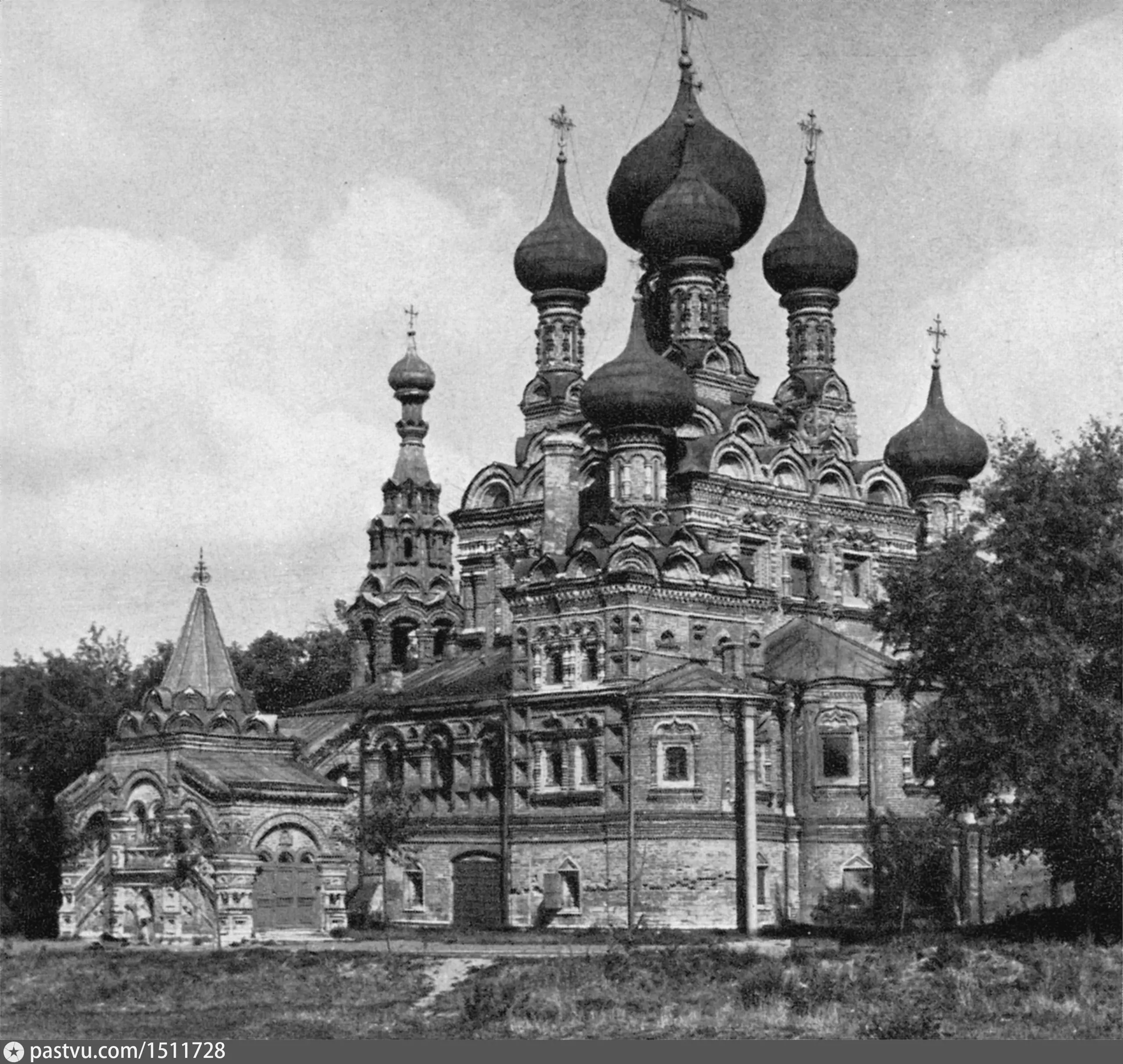 Церковь в Останкино 1890