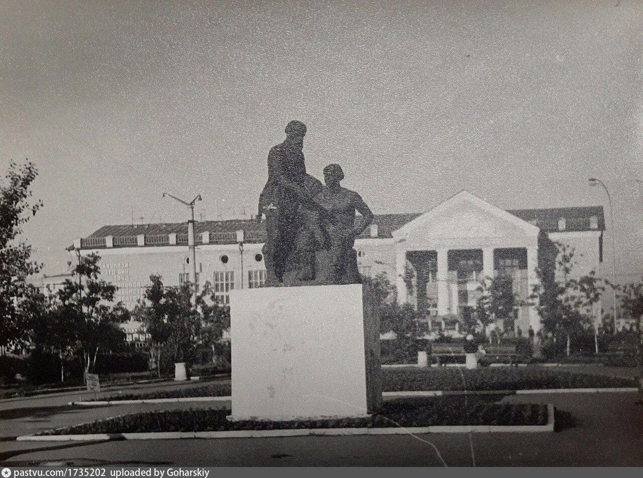 площадь курган старое