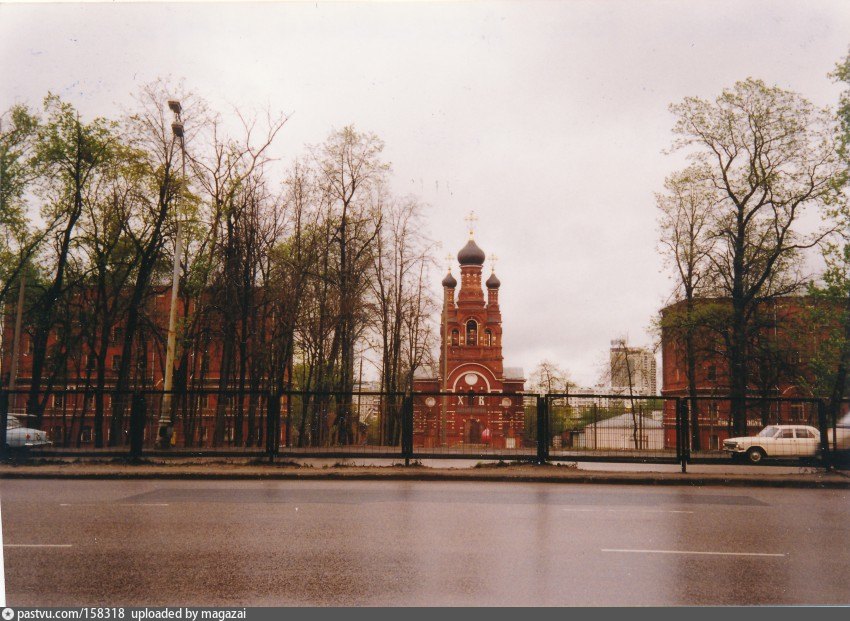 Г москва красносельская. Алексеевский женский монастырь в Красном селе. Алексеевский парк на Красносельской. СТАРОДЕВИЧИЙ монастырь в Москве. Алексеевский монастырь в Москве который снесли.