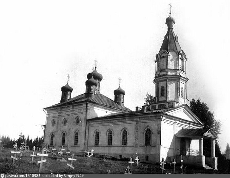 Вохма костромская область. Сретенский храм п. Вохма. Вохма Церковь Вознесения. Вохма Церковь Сретения Господня. Вохма Костромская область храм.