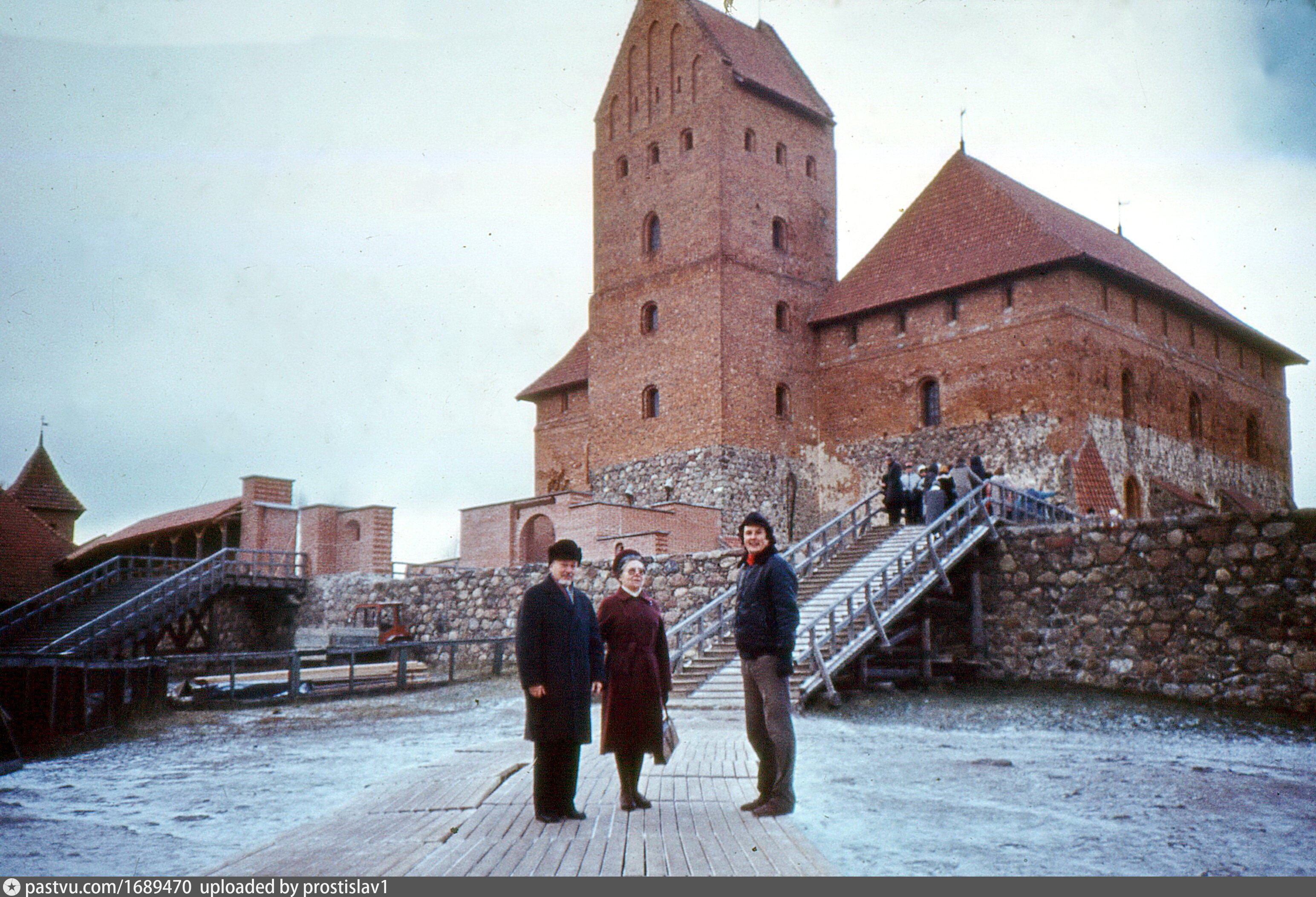 литовский замок в санкт петербурге фото