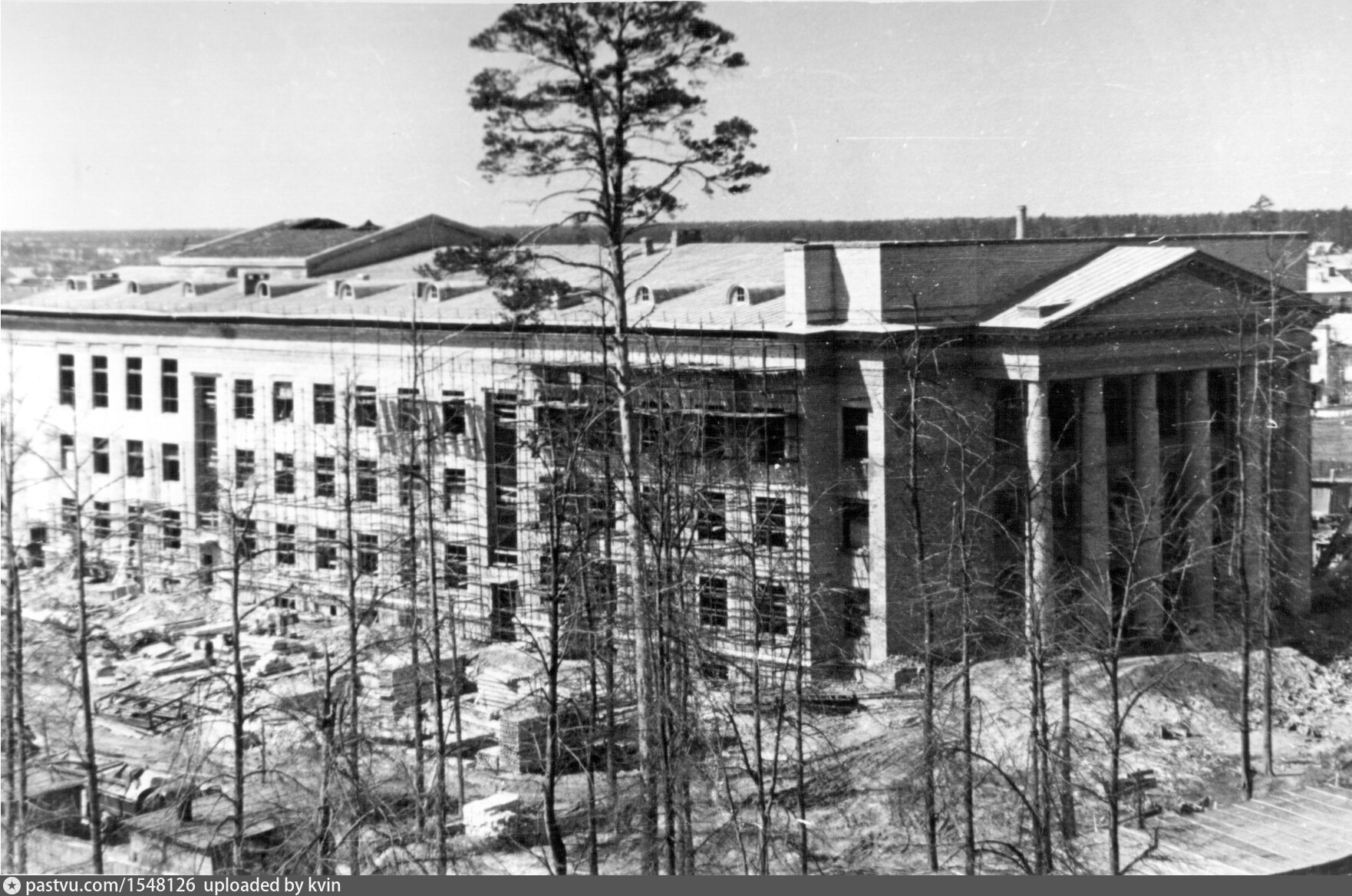 Костино больница. ДК им Ленина Нижний Новгород. Красновишерск ДК стройка. ДК Костино чб. Кумертау строительство дворца культуры.