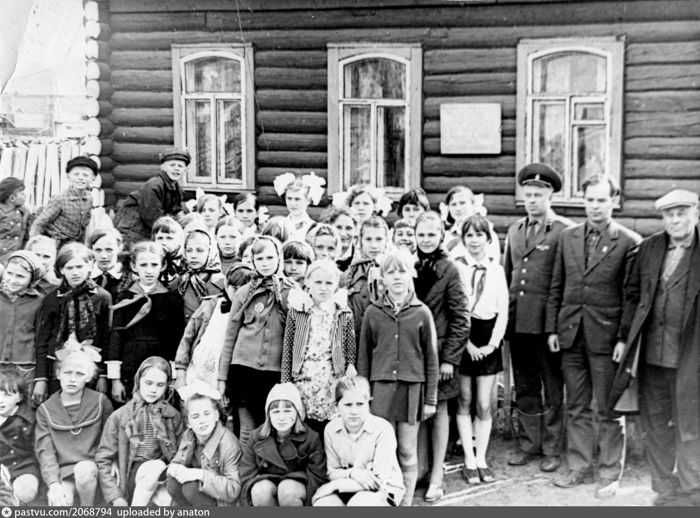 Открытие мемориальной доски на улице Гуртьева, 14