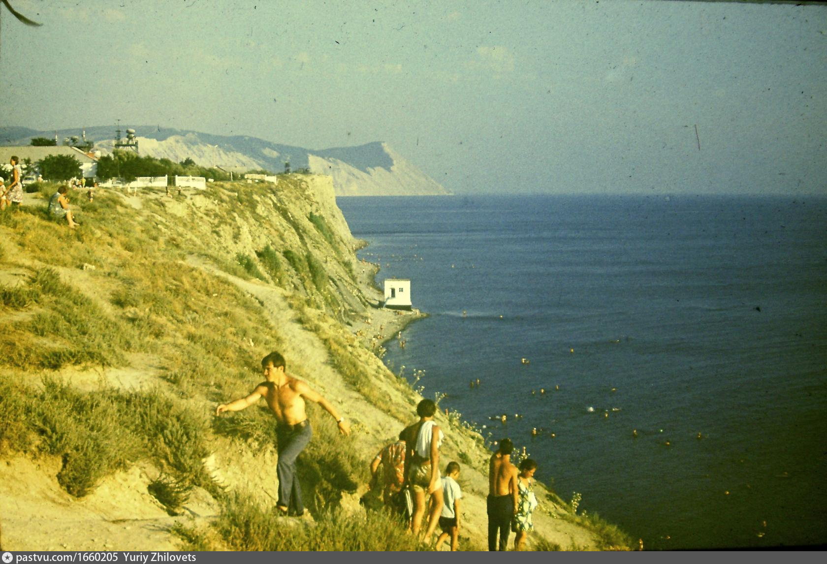 Анапа гаев. Баня морская высокий берег Анапа.