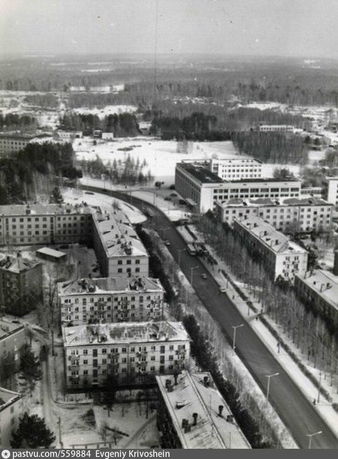 Увеличить старое фото