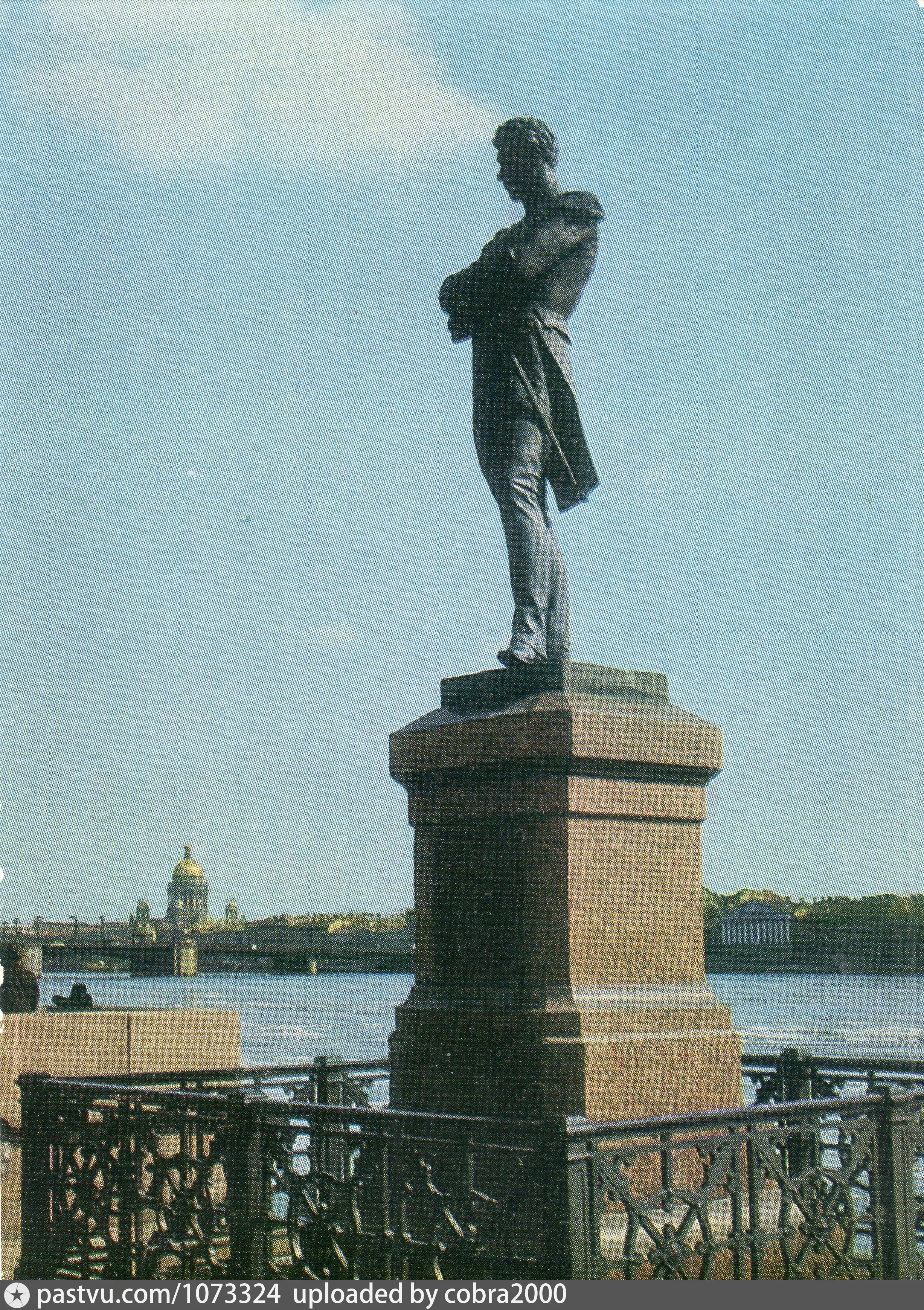Памятник крузенштерну в санкт петербурге
