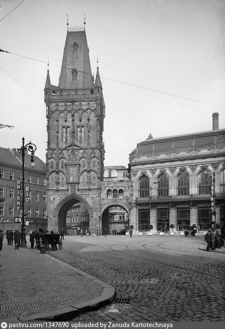 Прага старые фотографии. Город прага 1950 год. Прага начало 20 века. Старые фото праги. Карлов мост(прага).