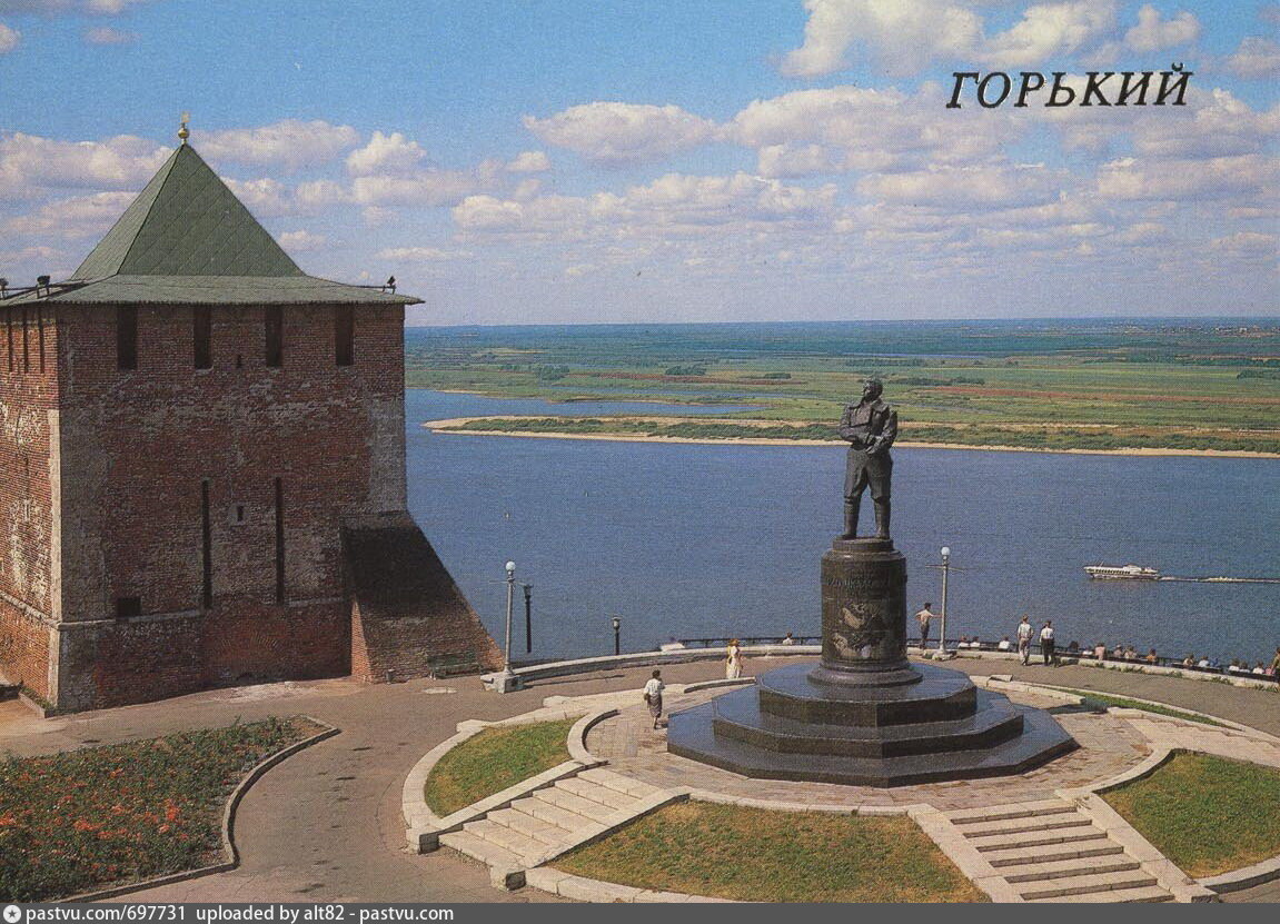 Памятник чкалову в нижнем новгороде фото