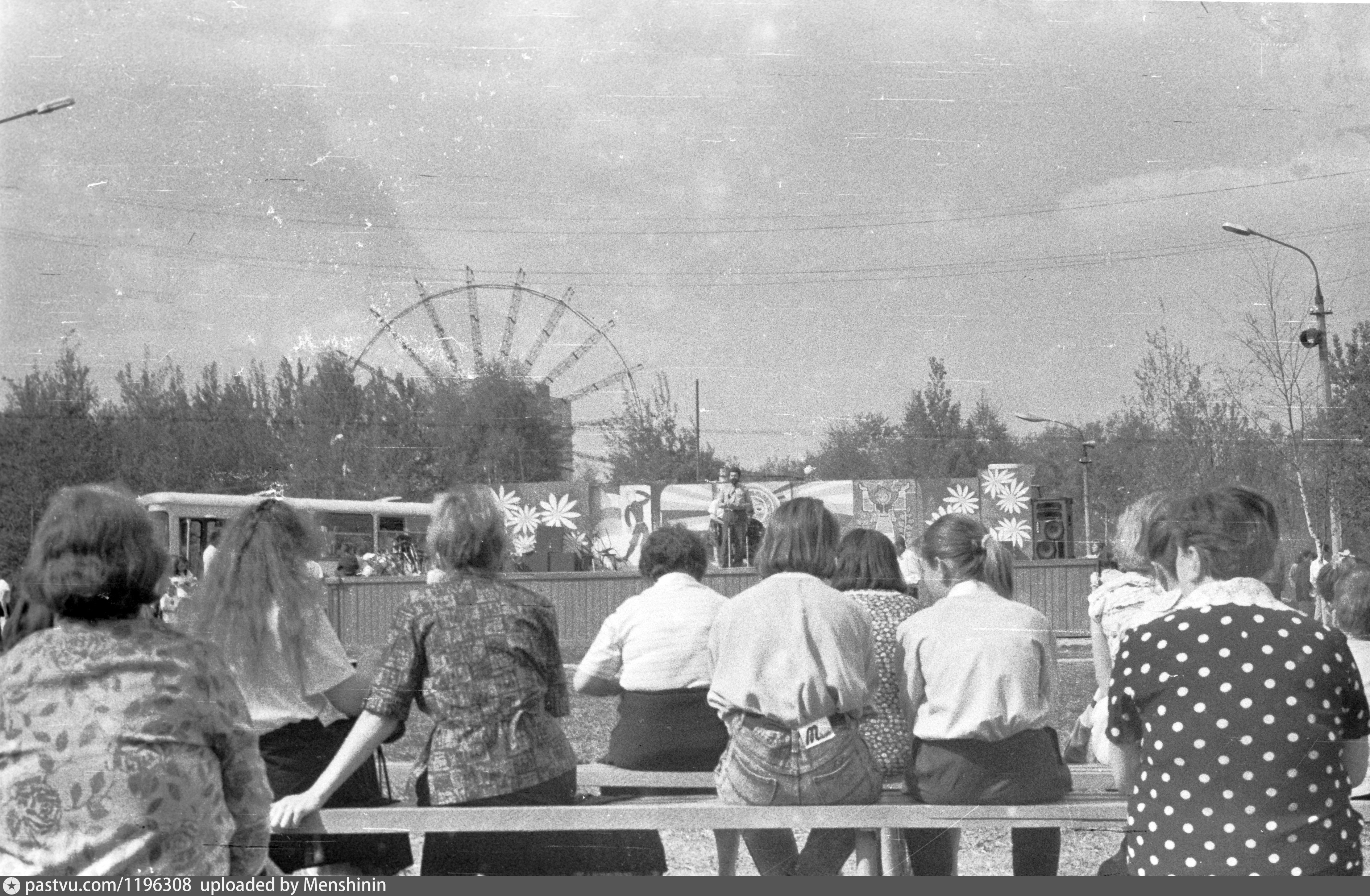 Колесо обозрения в Актюбинске 1980