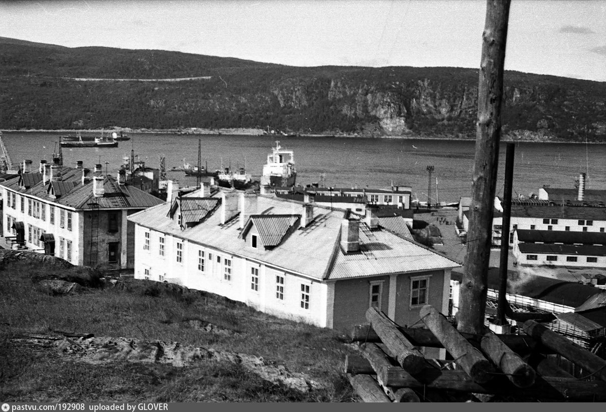 Старая п фото. Териберка 1960. Мурманск город Териберка. Александровск Кольский полуостров. Старый Полярный Мурманская область.