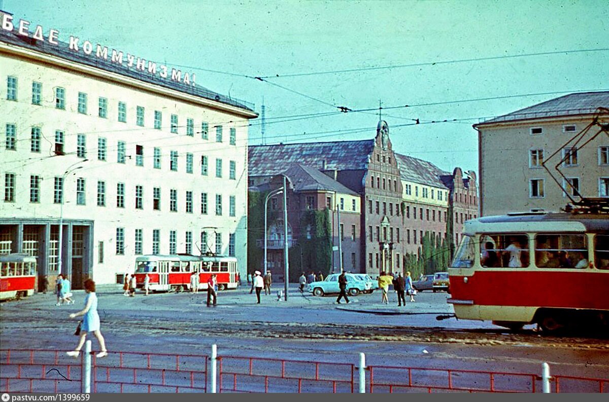 Калининград 1983. Площадь Победы Калининград 2000. Площадь Победы Калининград СССР. Площадь Победы Калининград 1960. Площадь Победы Калининград 1980.