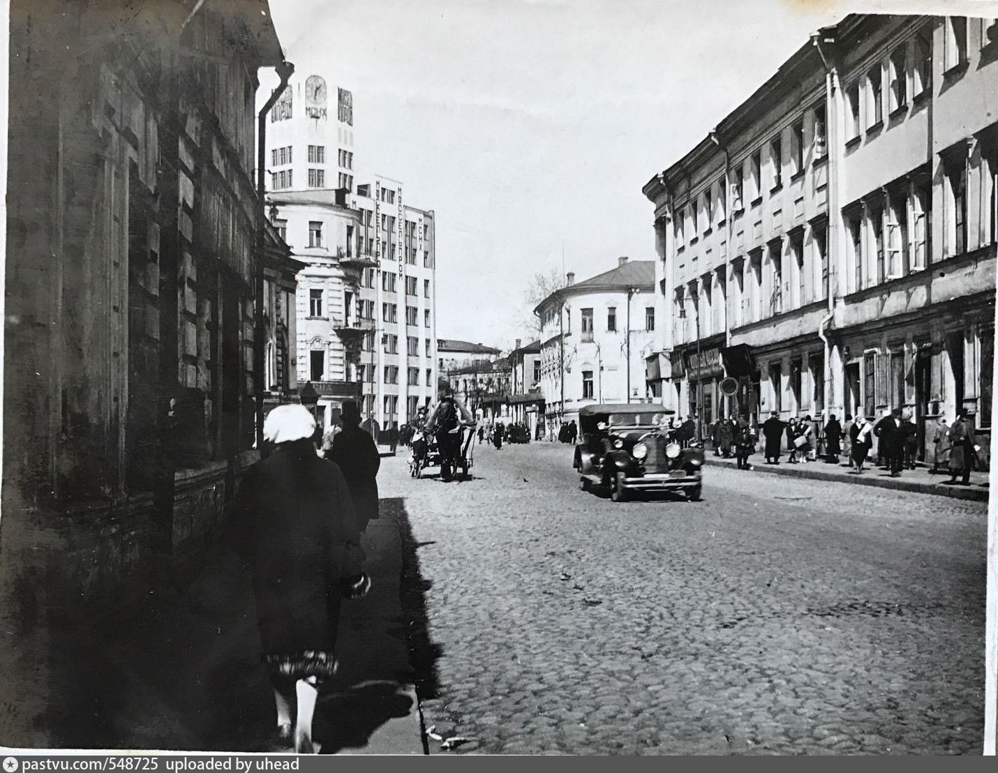 20 век фотографии улиц. Арбат Москва 1930. Москва в 1920-е годы. Москва 1920-е улица Арбат. Тверская улица 1920г.