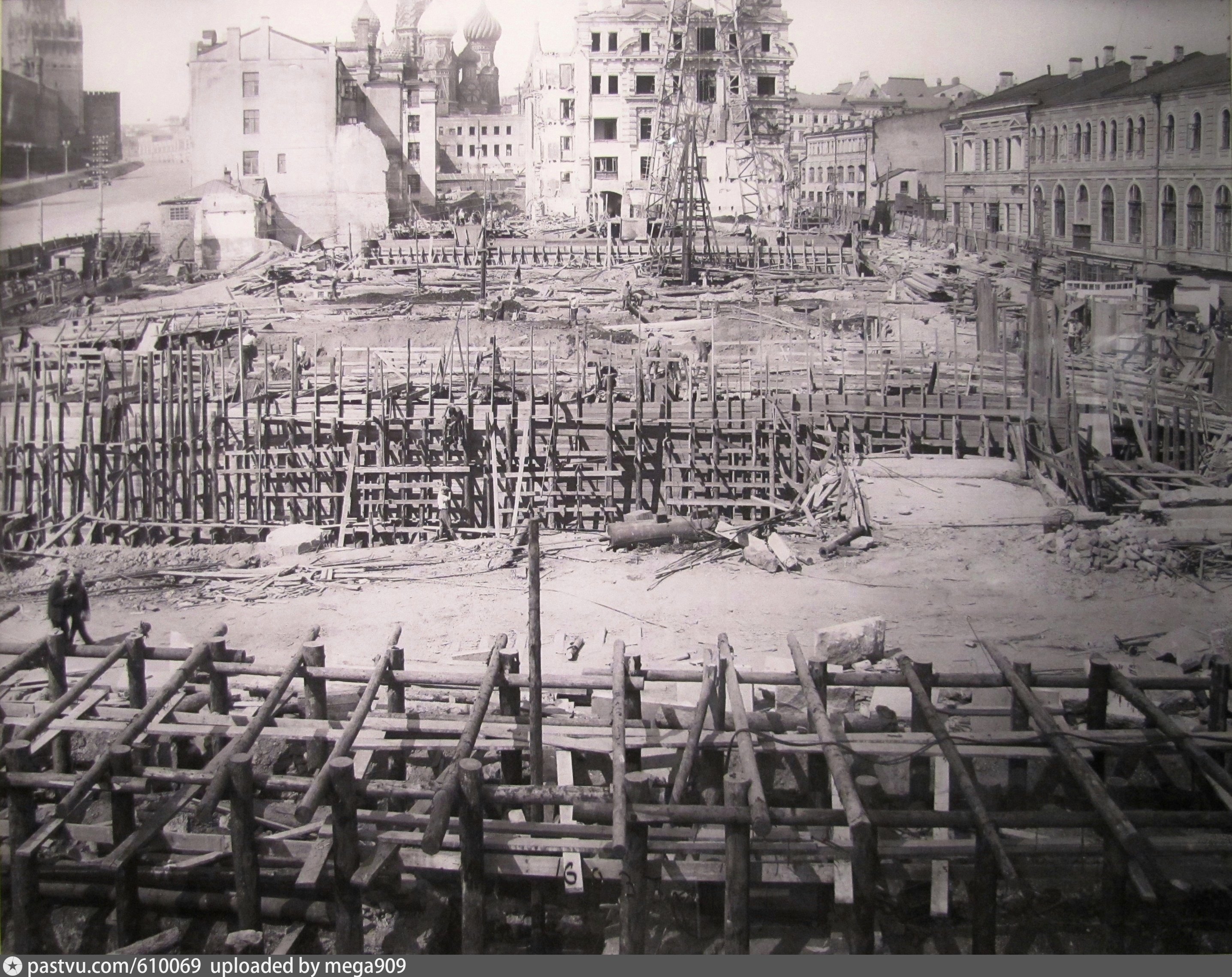 Начало постройки москвы