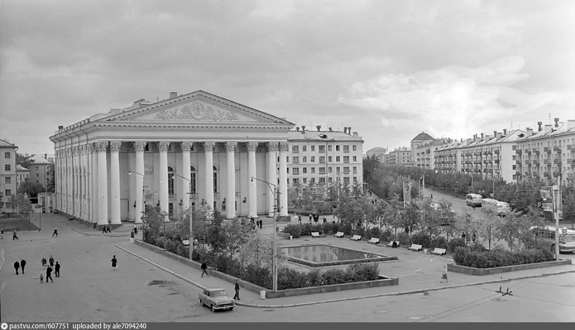 Рязань театральная площадь старые