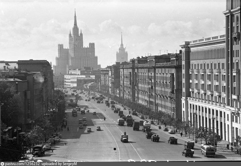 Большая садовая улица москва