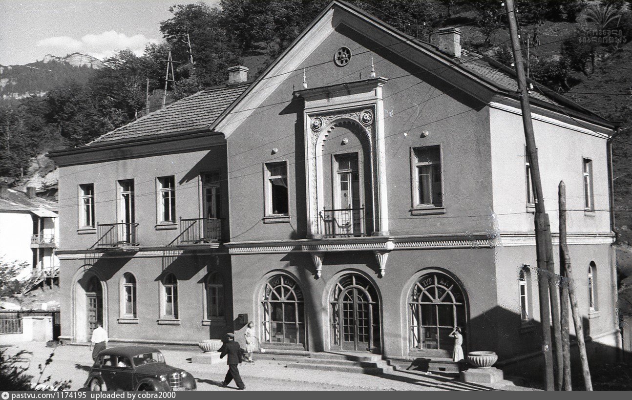 Дома построенные пленными немцами