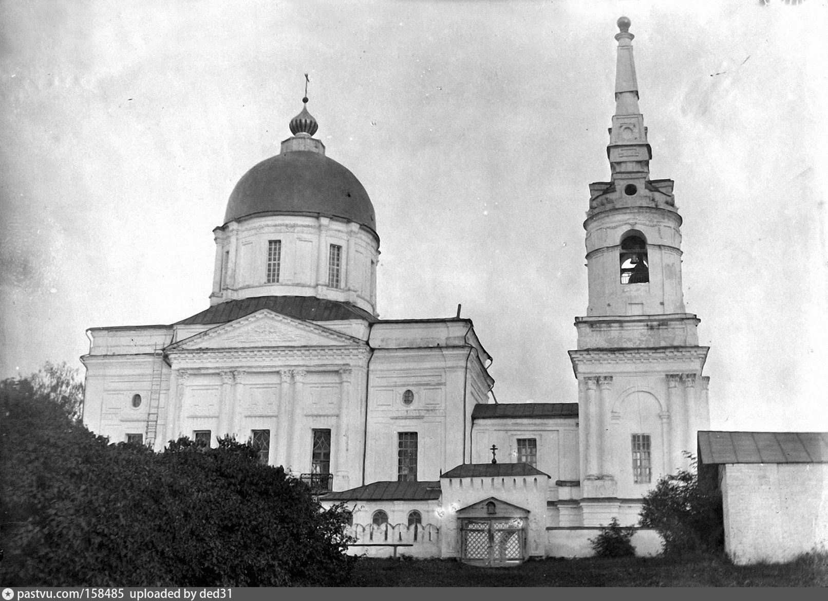 Церковь Троицы в селе Семеновское