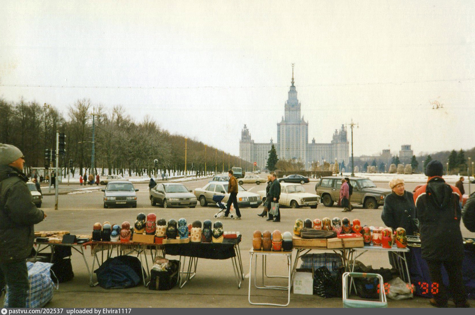 1 июля 1998 г. Воробьевы горы 1990 года. Москва 1992. Москва в 90-е годы Воробьевы горы. Воробьевы горы в 90х.
