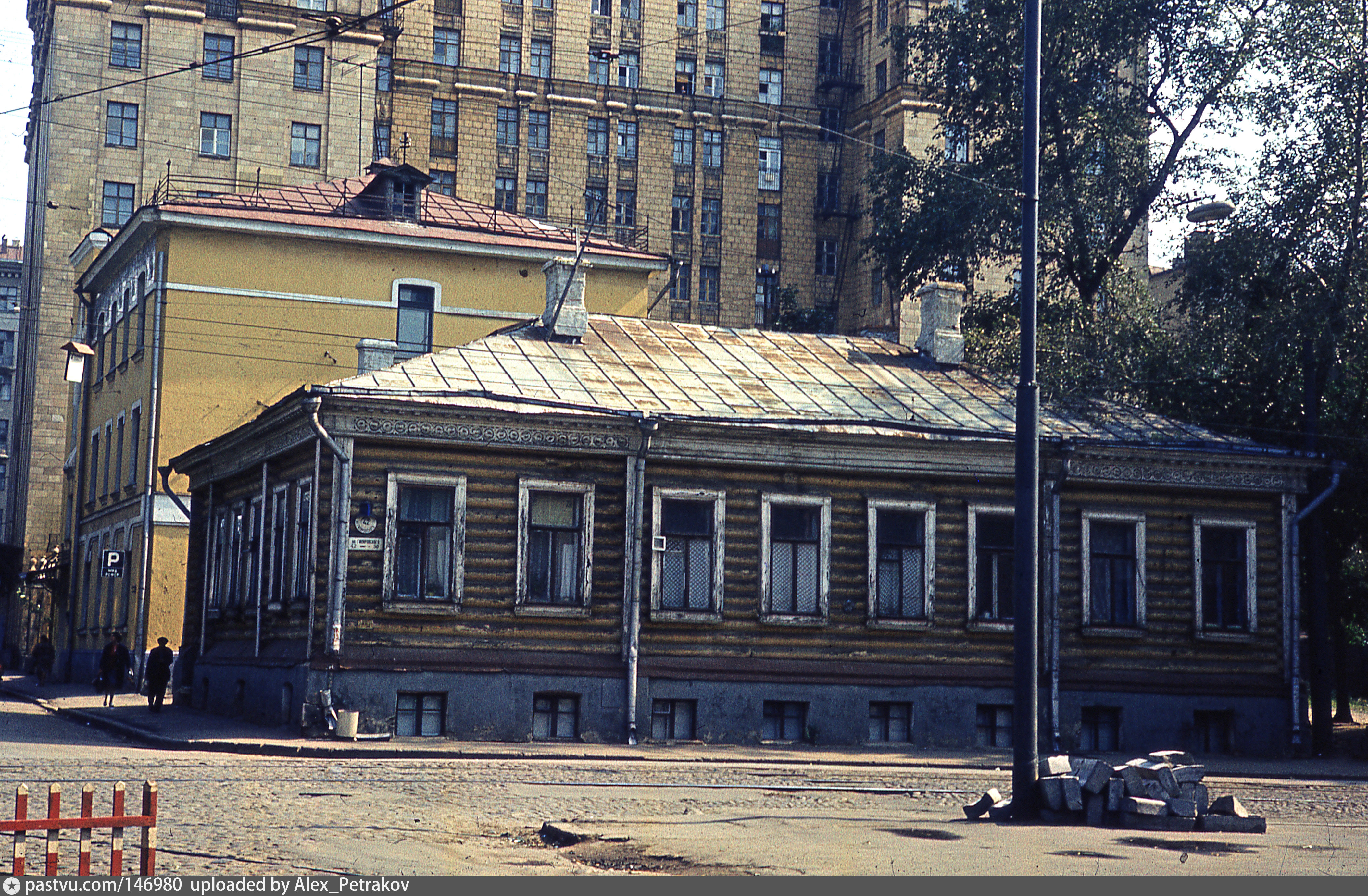 улица гиляровского в москве