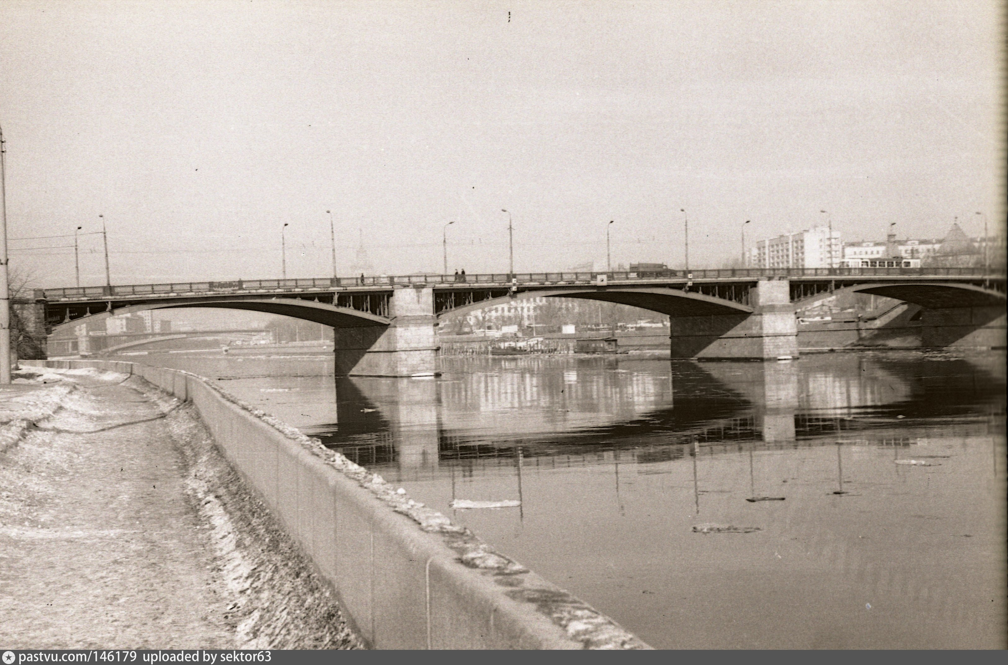 новоспасский мост в москве