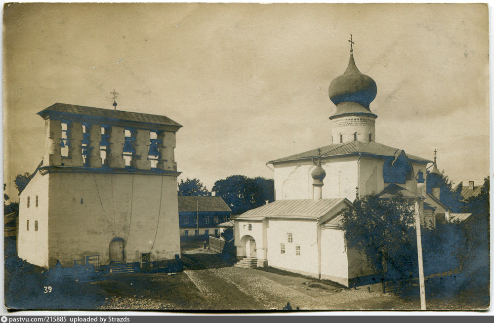 Псков Горького 1а Церковь