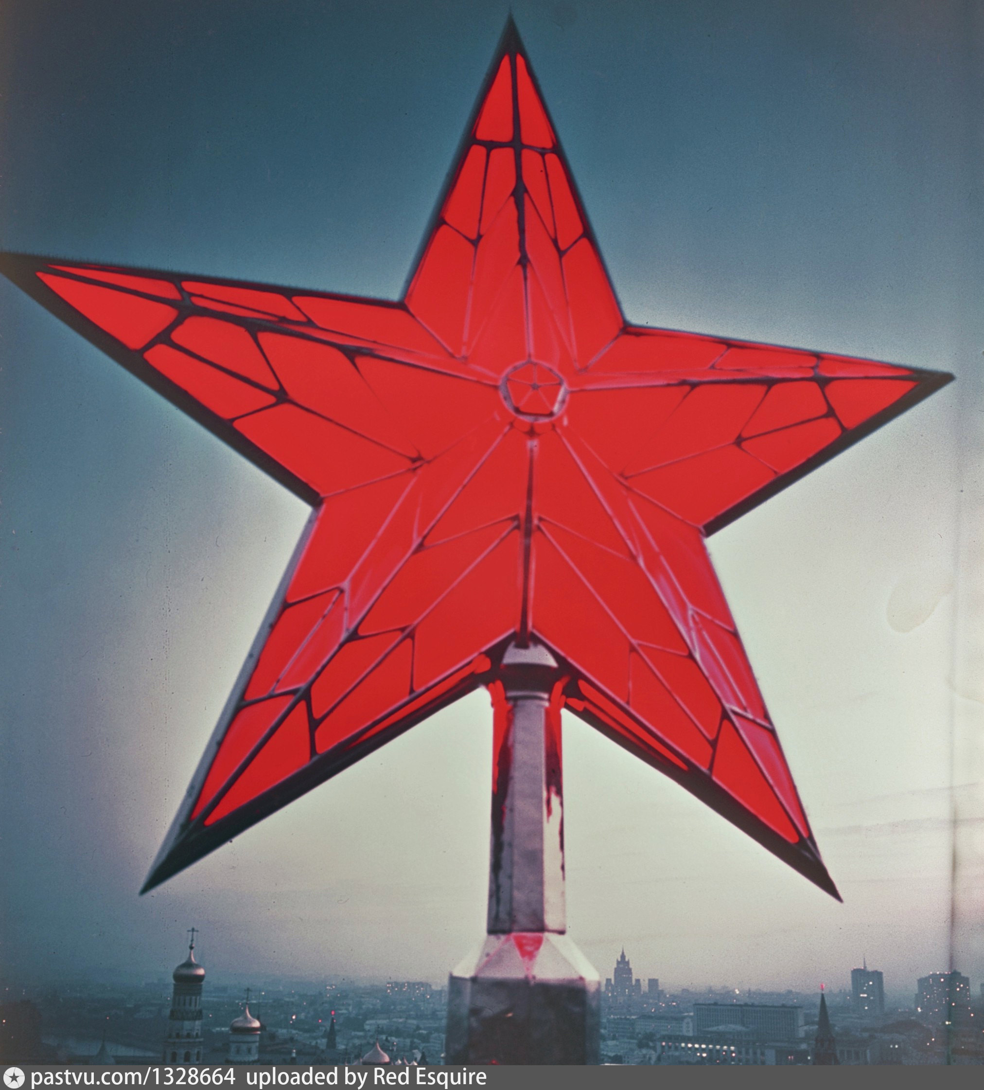 рубиновая звезда на спасской башне
