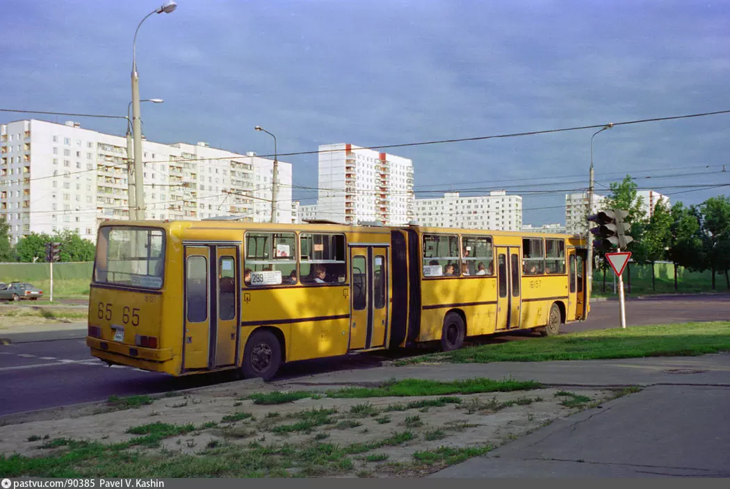 Икарусы в москве