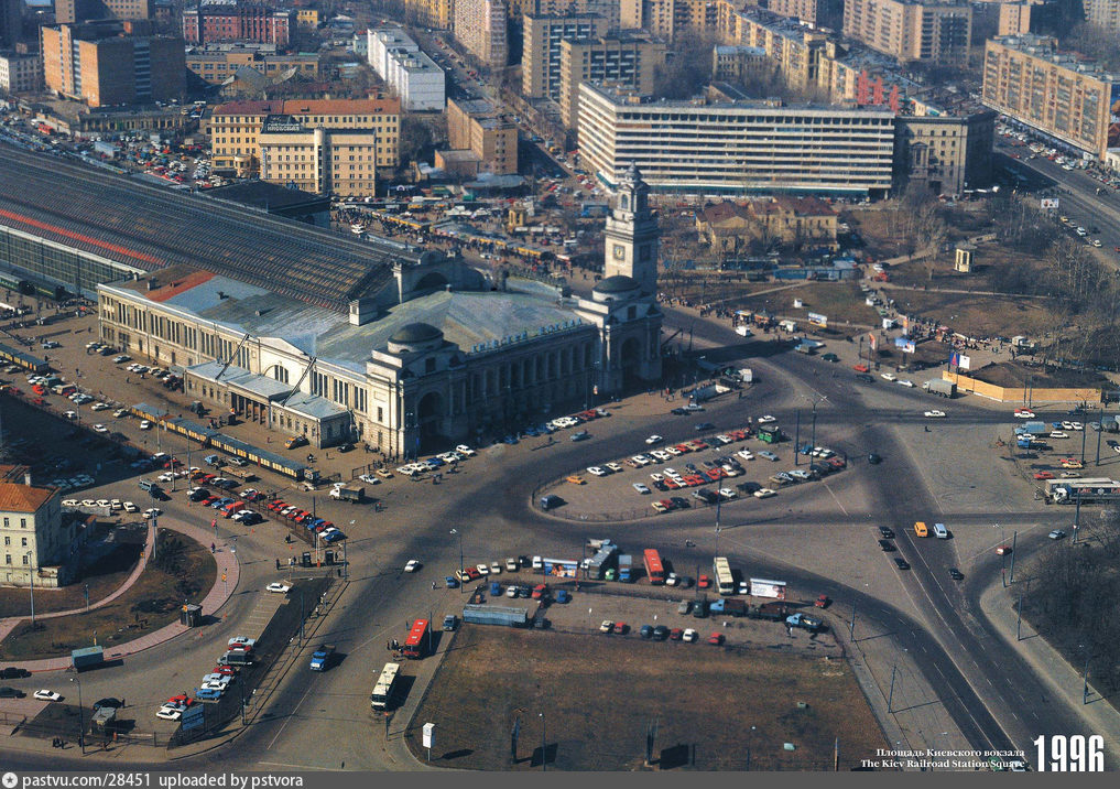 Площадь Киевского вокзала