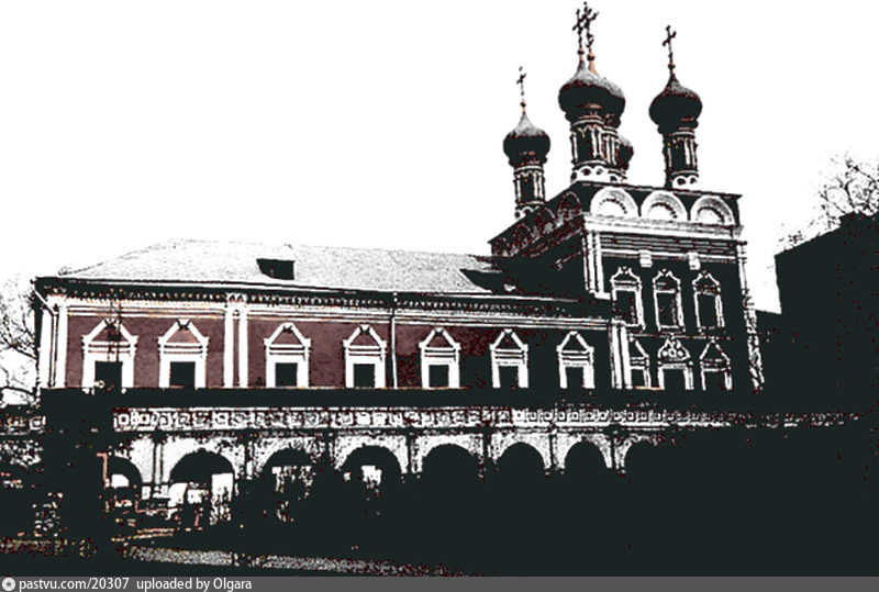 Храм на роменской 12 в санкт-петербурге. Крапивенский переулок подворье. Крапивенский переулок 10 подворье. Крапивенский переулок дом 2. Храм преподобного сергия радонежского подворье донского монастыря.