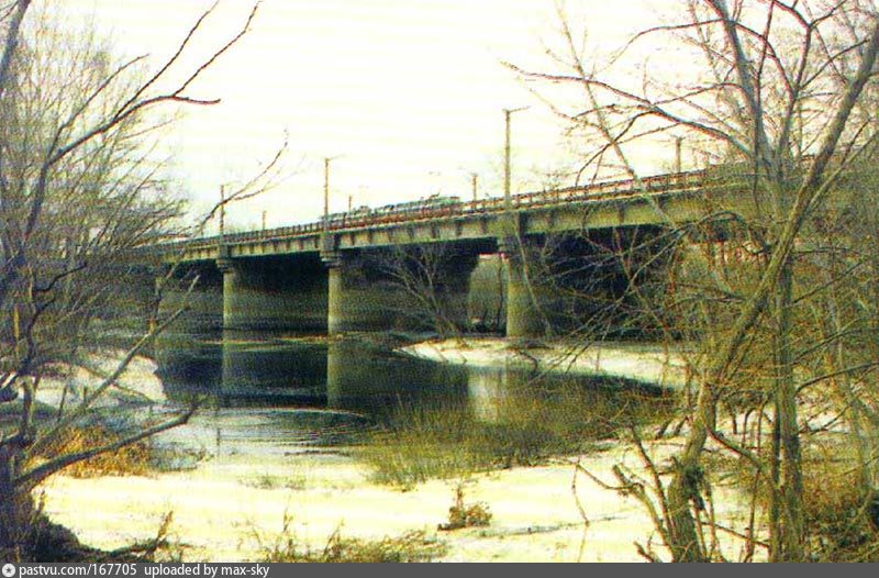 Орск мост река урал. Орск мост река урал. Новый мост в орске. Мост через старый город орск. Река урал орск.