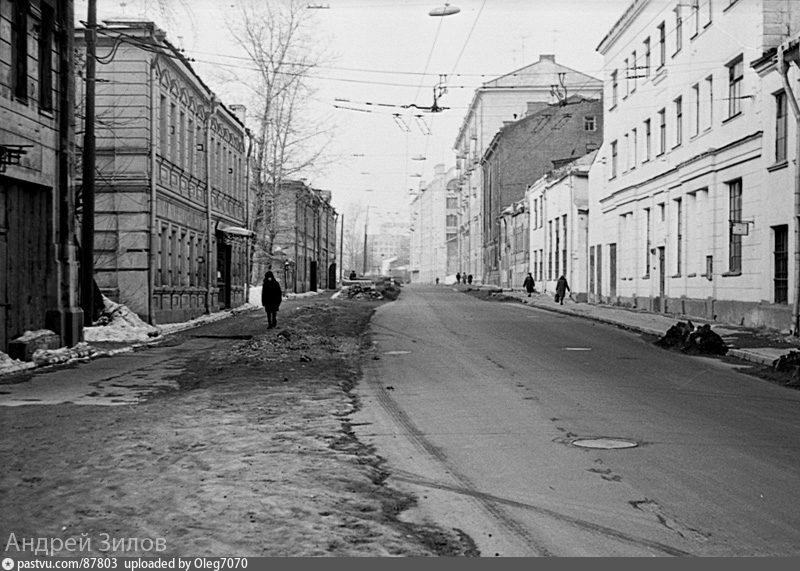 Безбожный переулок ссср или российская империя. Краснопролетарская улица Москва. Краснопролетарская улица в Москве в 1947 году. Пименовская улица Москва. Старая Москва Краснопролетарская улица.