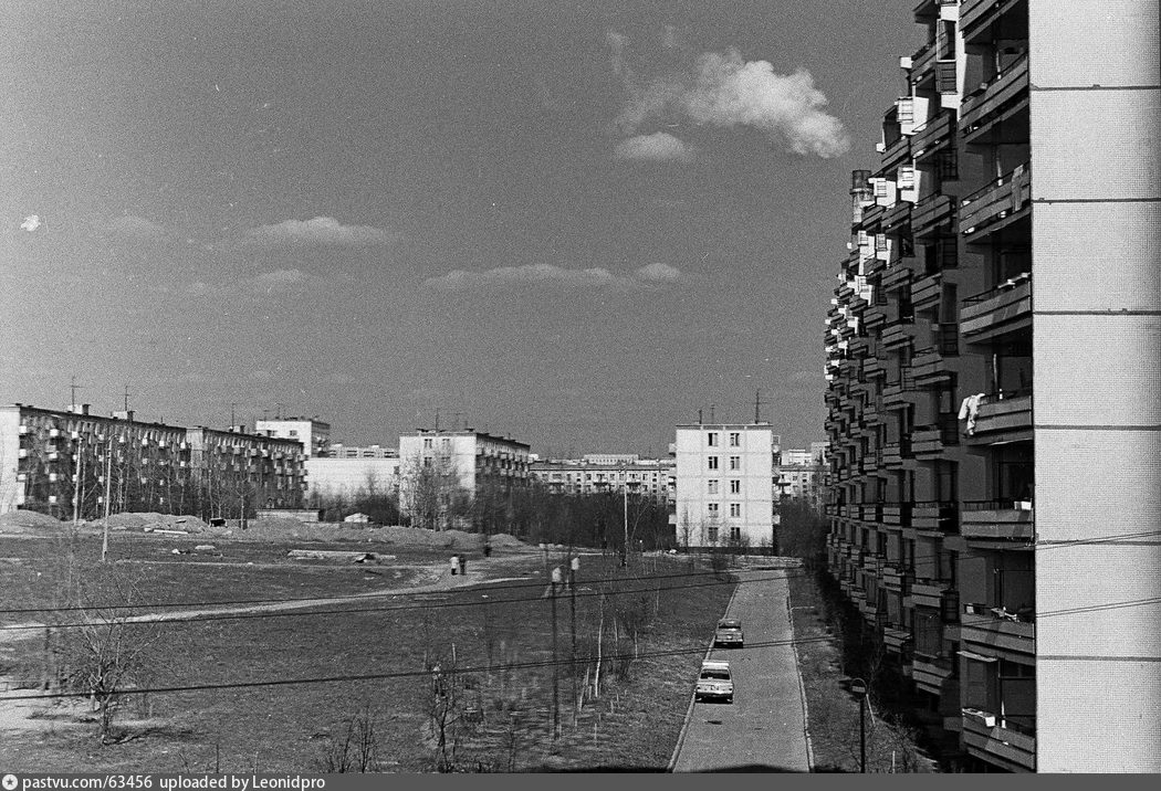 Метро молодежная старые фото