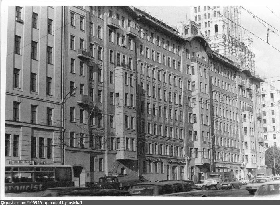 Спасская улица москва