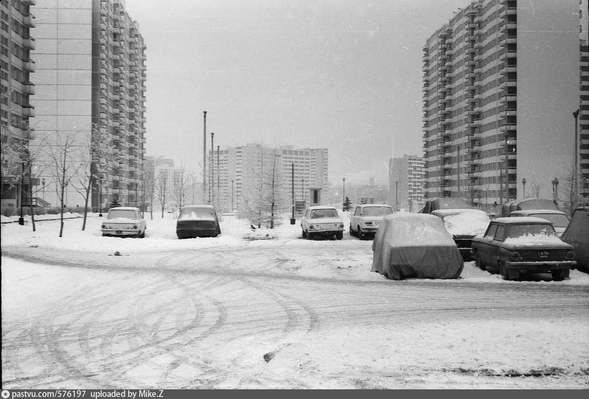 Деревня 80. Олимпийская деревня Тропарево. Тропарево Никулино 90 годы. Деревня Никулино и Тропарево. Тропарёво-Никулино район в 80-90.