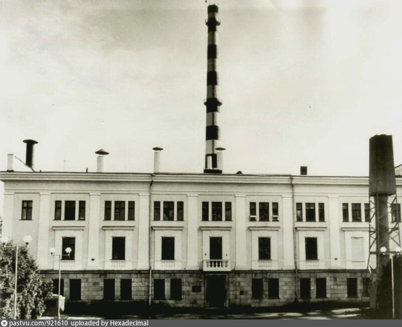 Калужская аэс. Обнинская АЭС. Обнинская АЭС 1954. Первая в мире атомная электростанция в Обнинске 1954. АЭС В Обнинске 1954.